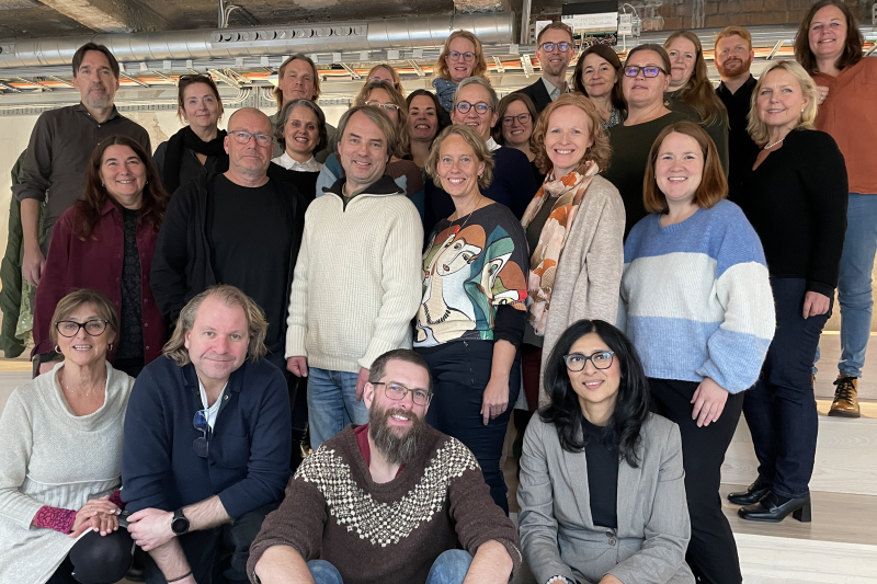 Deltakere, kursholder og arrangører samlet for kursing i mangfoldsledelse.